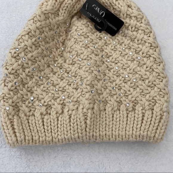 Gino Fascino Accessories Cream beanie hat - Picture 3 of 6